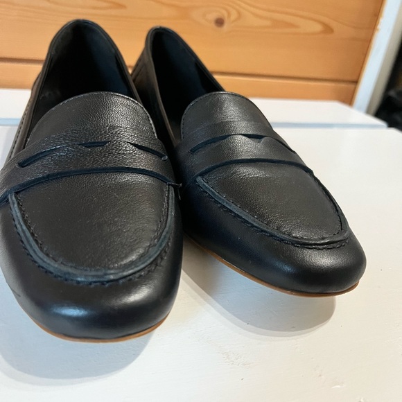 Coach and Four Black Loafers - Picture 6 of 7